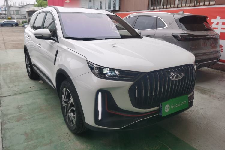 Used Chery Tiggo 7 PLUS 2023 Facelift 1.6 TGDI DCT Luxury Model Front Right 45 Deg