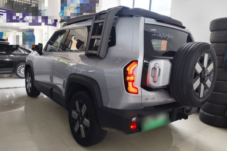 Used Deepal G318 2024 Four-Wheel-Drive Air Suspension Model Exterior 2