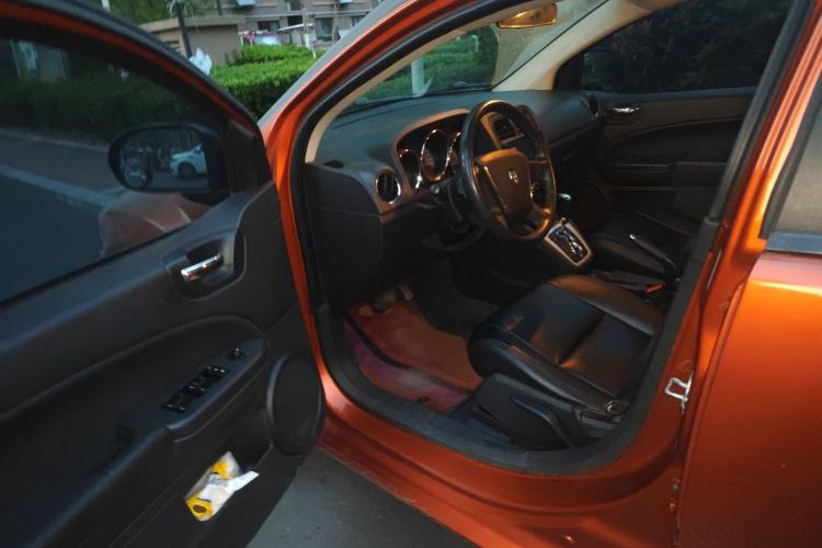 Used Dodge Caliber 2011 2.0 SXT Classic Edition Driver Seat