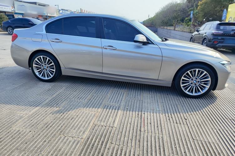 Used BMW 3 Series 2019 320Li Fashion Model
