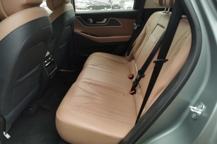 Used Chery Tiggo 8 L 2024 2.0T Two-Wheel Drive Prestige Version 5 Seats Interior 4