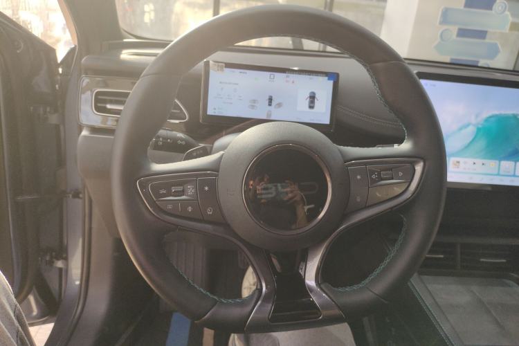 Used BYD Seal 06 New Energy 2025 DM-i Smart Drive 120KM Deluxe Model Steering Wheel