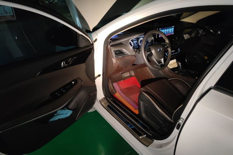 Used Changan Raeton CC 2018 1.5T Automatic Haoya Model China V Standard
