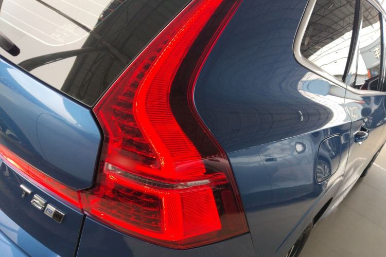 Used Volvo XC60 2018 T5 4x4 Smart & Sporty Edition