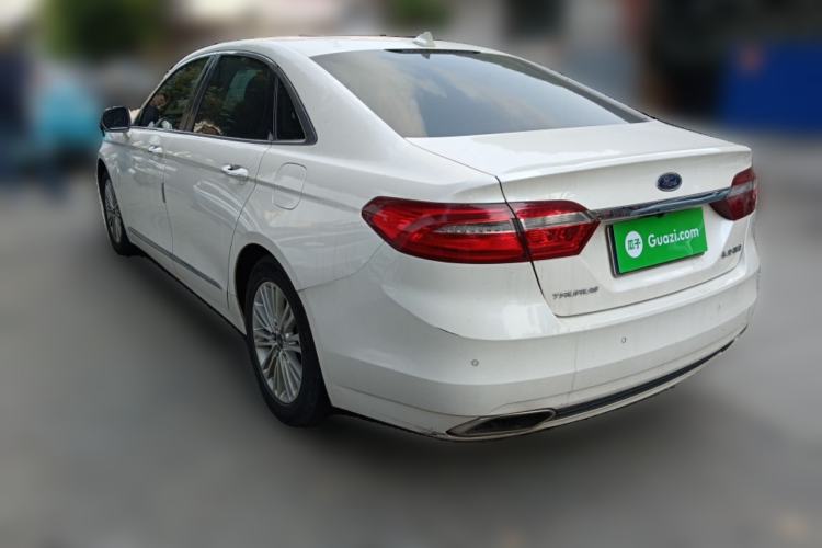 Used Ford Taurus 2017 EcoBoost 245 Fashion Edition Rear Left 45 Deg