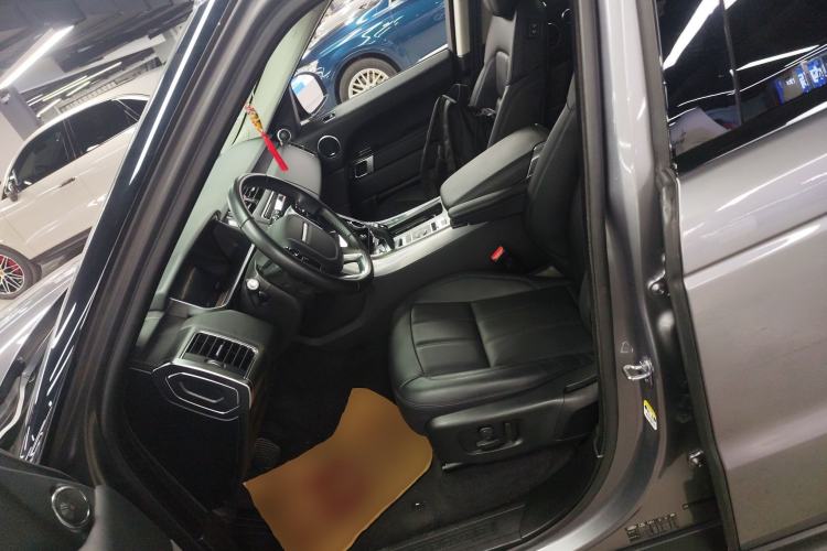 Used Land Rover Range Rover Sport 2022 3.0 L6 SE
