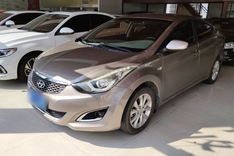 Used Hyundai Elantra (5th Generation / Langdong) 2016 1.6L Automatic Smart Version