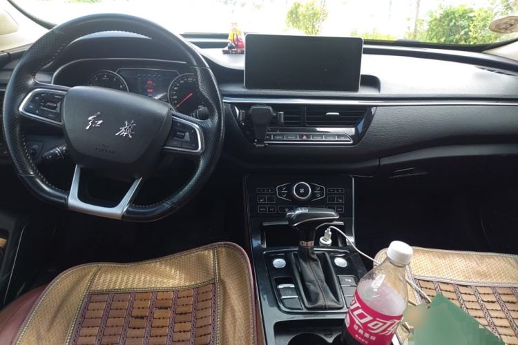 Used Hongqi H5 2019 30TD Smart Connect Dynamic Edition Center Console