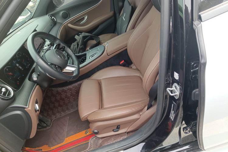 Used Mercedes-Benz E-Class 2022 E 260 Stylish Sports Edition
