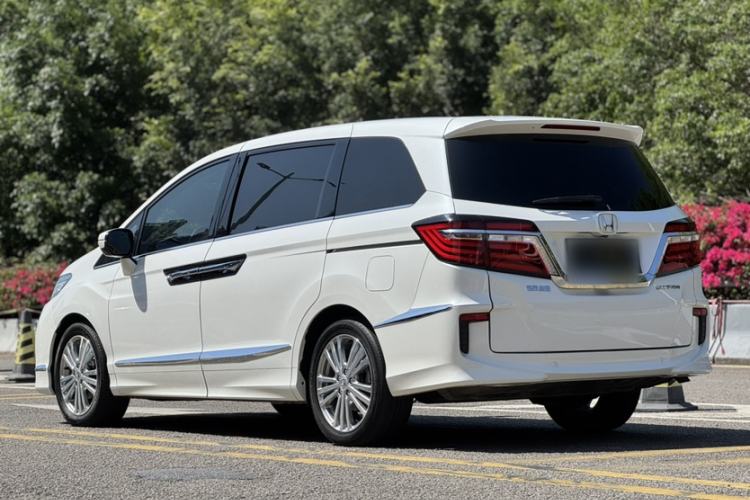 Used Honda Elysion 2016 2.4L Luxury Edition
