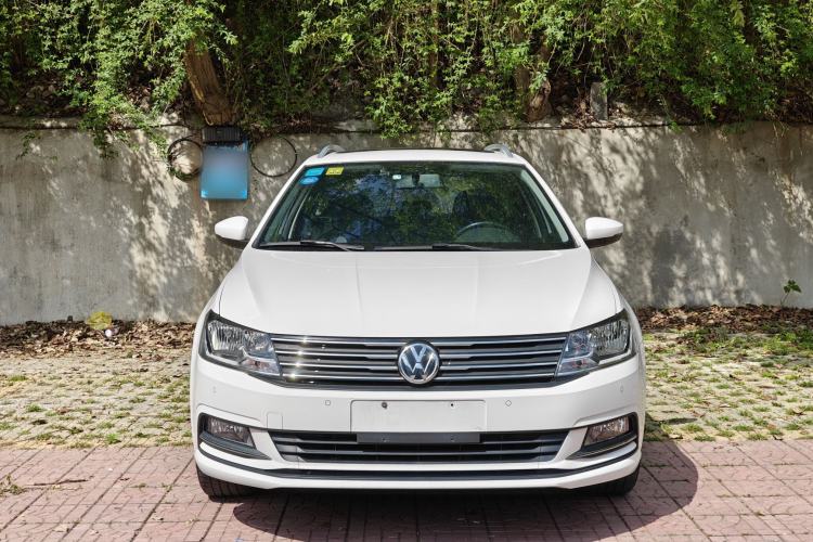 Used Volkswagen Gran Lavida 2015 230TSI DSG Comfort Edition
