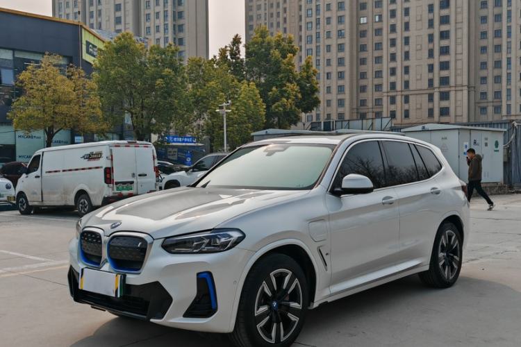 Used BMW iX3 2022 Leading Model