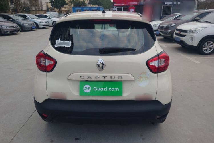 Used Renault Captur 2015 1.2T Automatic Standard Edition
