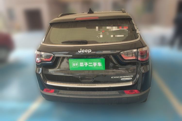 Used Jeep Compass 2017 200T Automatic Family Edition
