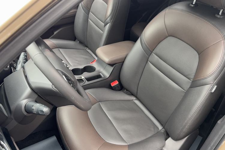 Used GAC Trumpchi GS4 2017 235T Automatic Two-Wheel Drive Luxury Smart Connectivity Version Left Front Seat