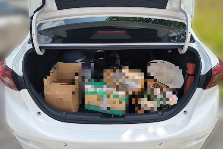 Used Mazda 3 Axela 2017 Sedan 1.5L Automatic Luxury Model Emission Standard China V Trunk