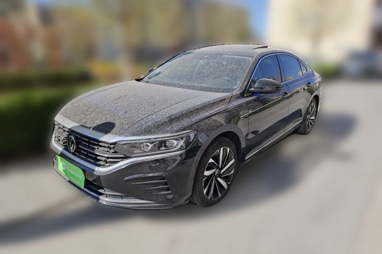 Used Volkswagen Passat 2023 Facelift 330TSI Luxury Edition