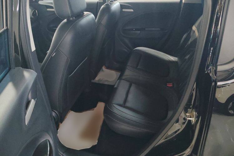 Used ORA White Cat 2022 Xiaoyue Mao Edition 360 km Luxury Model Lithium NMC