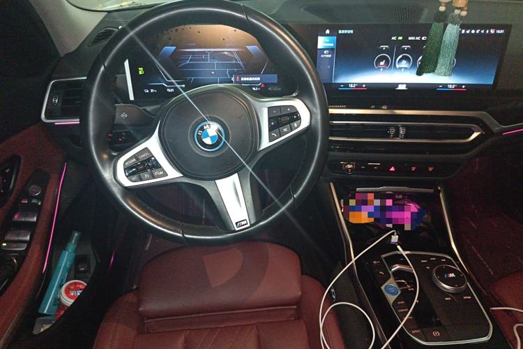 Used BMW i3 2022 eDrive 35 L Steering Wheel