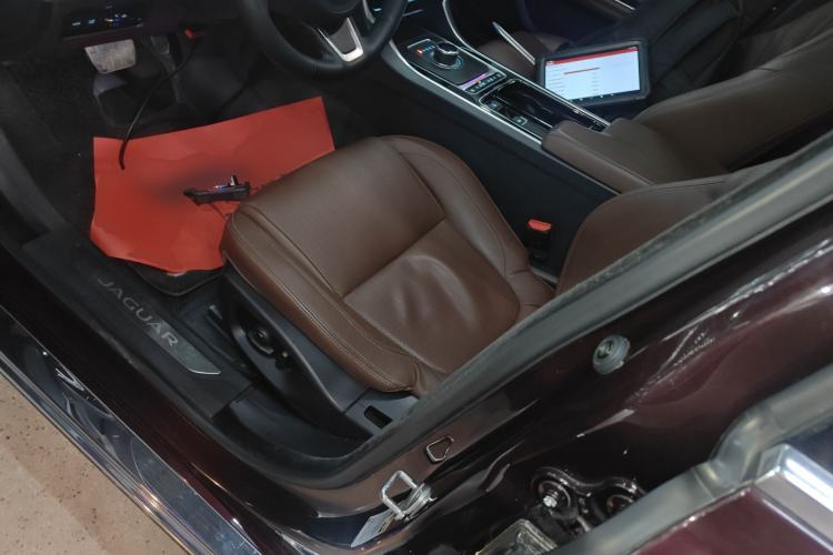 Used Jaguar XFL 2019 XFL 2.0T 250 PS Four-Wheel Drive Luxury Edition