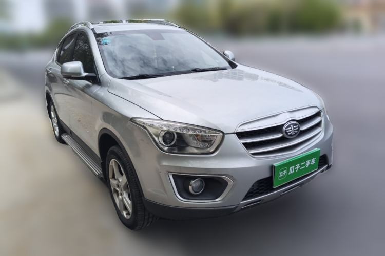 Used Bestune X80 2013 2.0L automatic comfort version Front Right 45 Deg