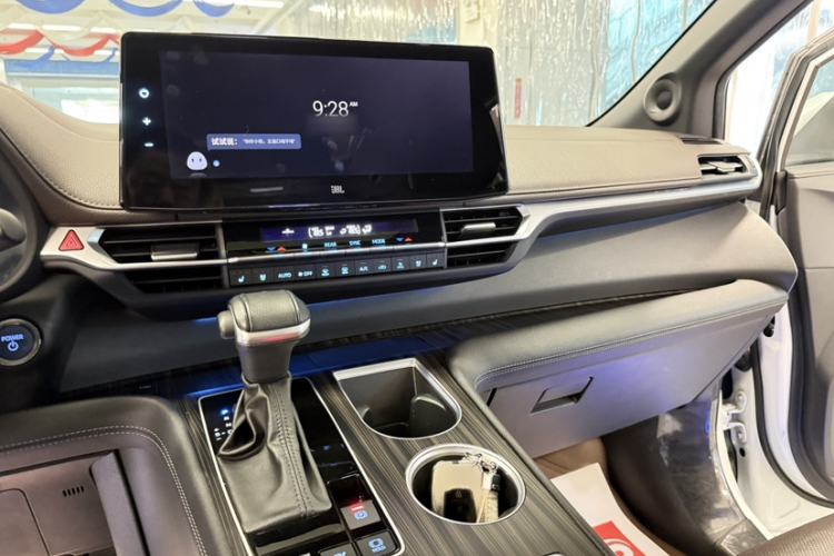 Used Toyota SIENNA 2021 2.5L Hybrid Platinum Edition
