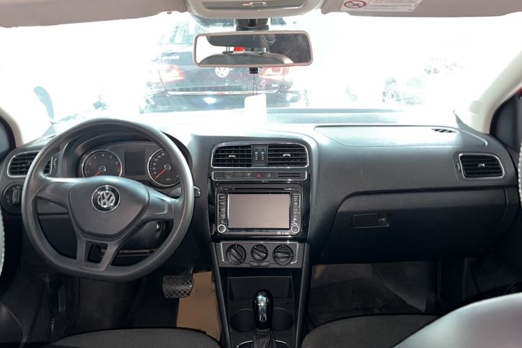 Used Volkswagen Polo 2014 1.4L Automatic Comfort Edition