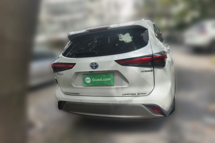 Used Toyota Highlander 2022 Dual-Engine 2.5L Four-Wheel Drive Supreme Edition 7-Seater Rear