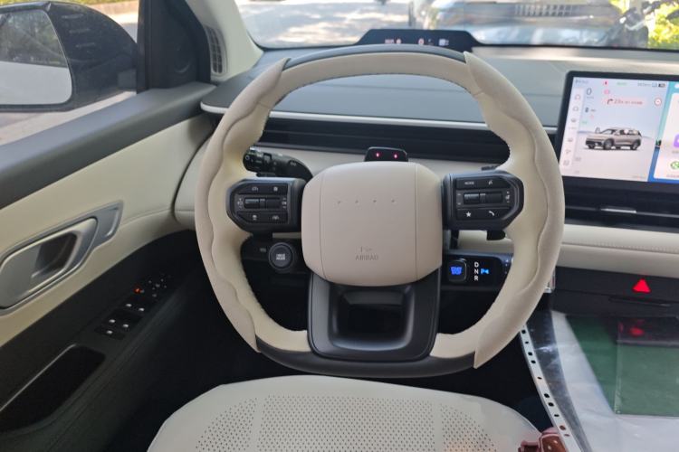 Used Hyundai ELEXIO 2025 Model Two-Wheel-Drive SMART Edition 64.2kWh