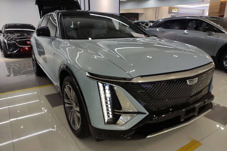 Used Cadillac LYRIQ 2022 Rear-Drive Long-Range Luxury Edition