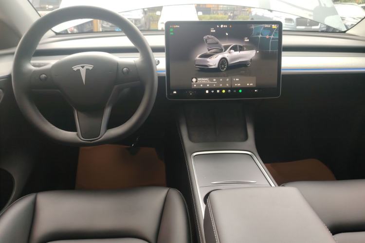 Used Tesla Model Y 2024 Long-Range All-Wheel-Drive Version