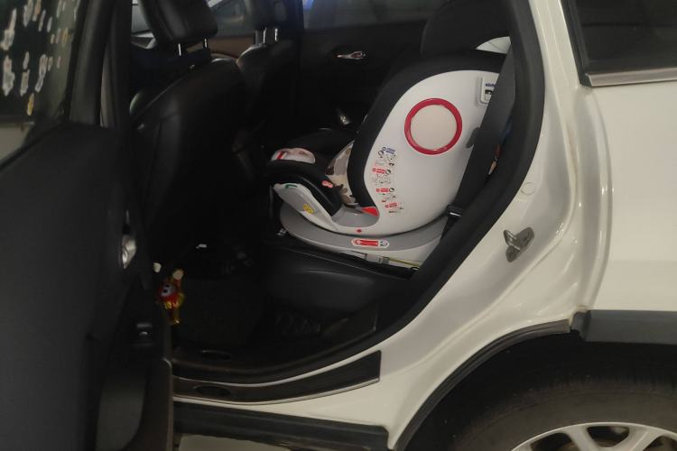 Used Jeep Cherokee 2016 2.4L Leading Edition Left Rear Seat