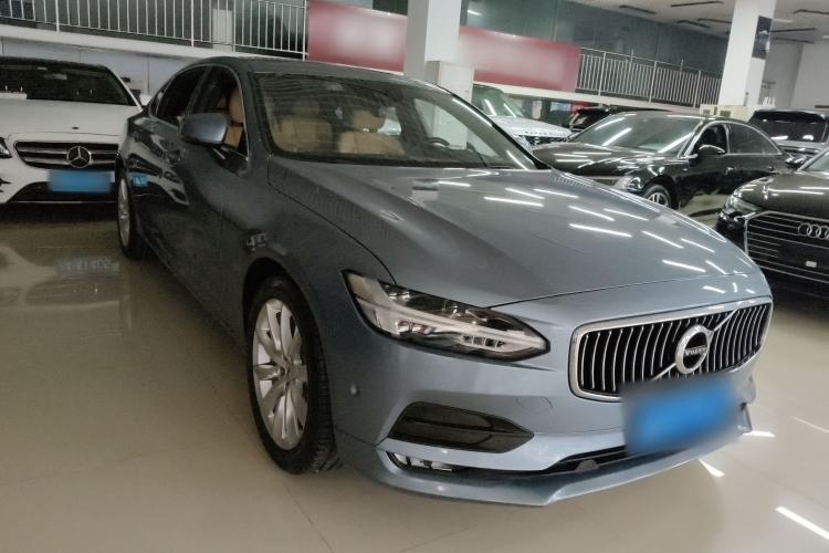 Used Volvo S90 2017 T5 Zhiyuan Edition
