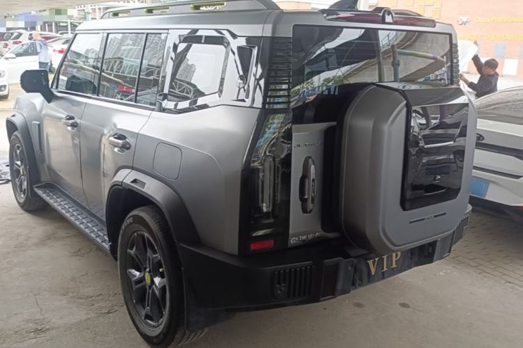 Used JETOUR Traveler 2023 2.0T All-Wheel-Drive CrossPRO Exterior 2