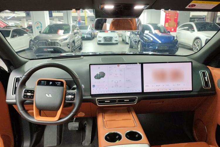 Used Li Auto L8 2023 Pro Model
