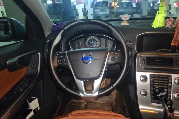 Used Volvo S60 2017 S60L T3 Smart Upgrade Edition
