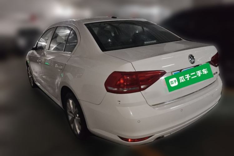 Used Volkswagen Lavida 2017 1.6L Automatic Comfort Edition
