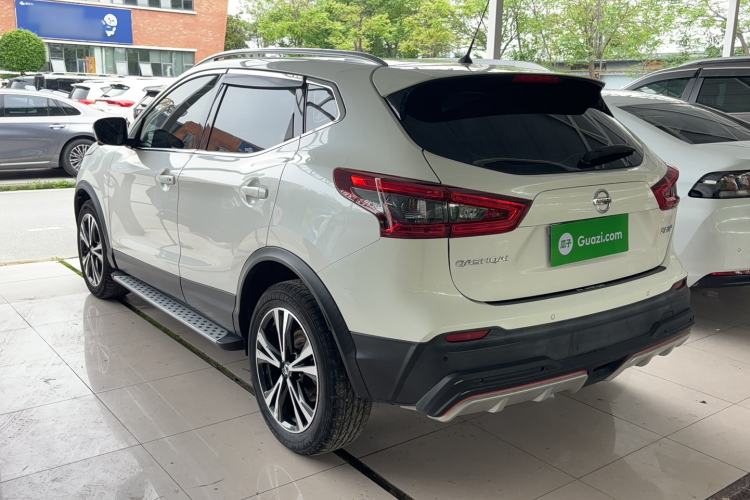 Used Nissan Qashqai 2022 2.0L CVT XV Premier Luxury Edition Exterior 5