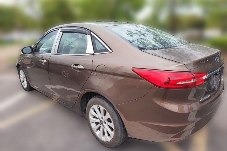 Used Ford Escort 2015 1.5L Automatic Fashion Model Rear Left 45 Deg