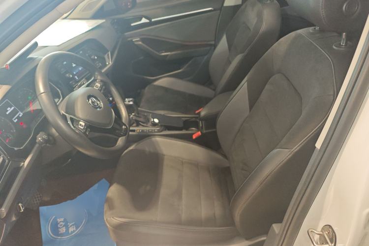 Used Volkswagen Sagitar 2020 280TSI DSG Luxury Version China VI Standard Left Front Seat