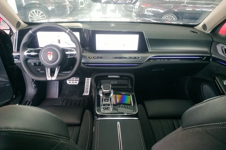 Used Hongqi H9 2024 2.0T Qixiang Private Style Edition