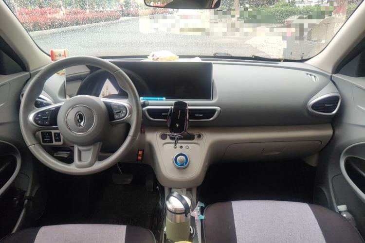 Used ORA White Cat 2020 305 km Luxury Version Center Console