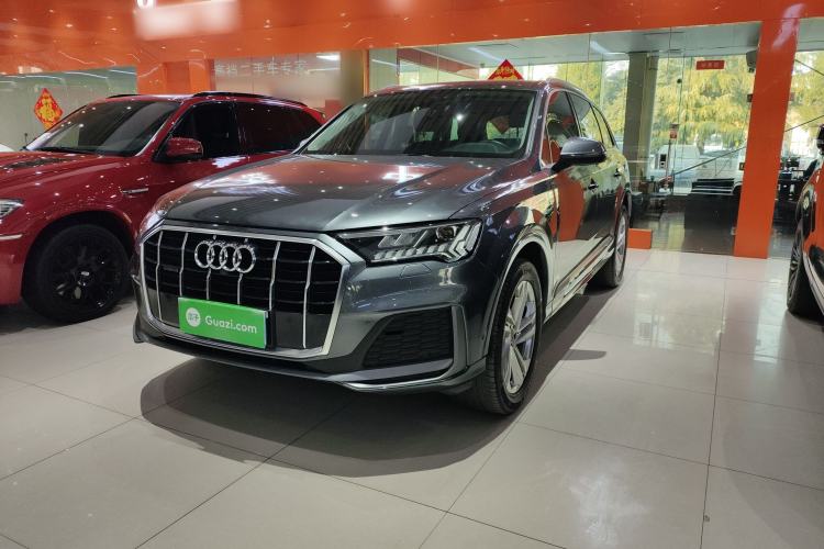 Used Audi Q7 2021 45 TFSI quattro S line Sport model