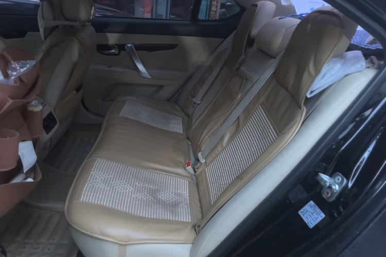 Used CHANGAN Raeton 2016 1.8T Automatic Smart Enjoyment Deluxe Model Left Rear Seat