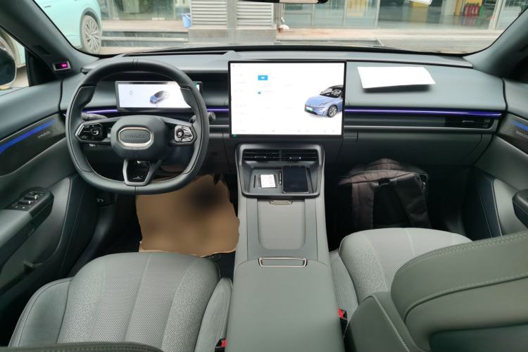 Used Lynk & Co 07 2024 EM-P 126 Long-Range Ultra
