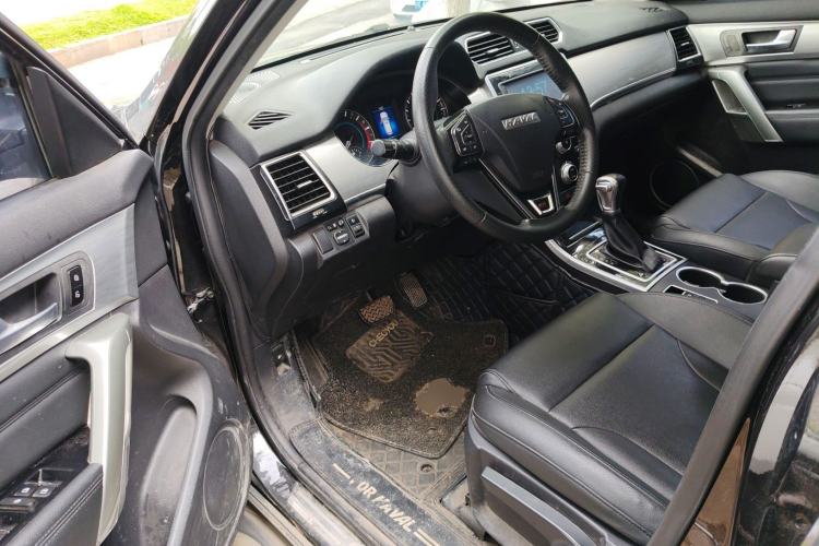 Used Haval H2 2017 Red-Label 1.5T Automatic Two-Wheel Drive Luxury Model Driver Seat