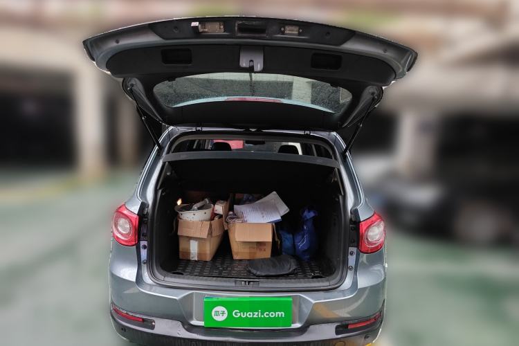 Used Volkswagen Tiguan 2010 1.8 TSI Automatic Two-Wheel Drive Urban Edition Trunk