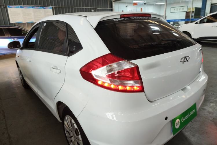 Used Chery Fengyun 2 2013 Hatchback 1.5L Manual Ruiyi Edition