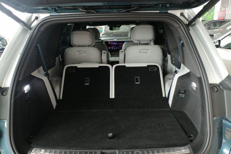 Used Hima AITO M9 2024 Range-Extended Max Edition 42 kWh 6-Seater Version Trunk