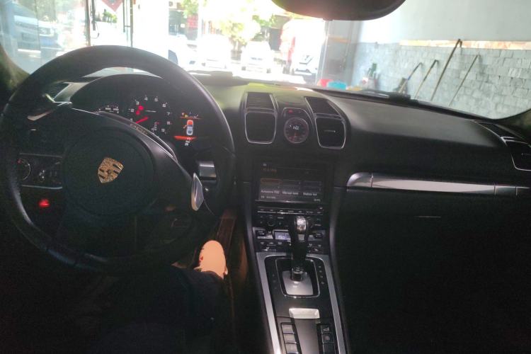 Used Porsche Cayman 2013 Cayman 2.7L Center Console
